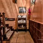 La Antigua Botica *