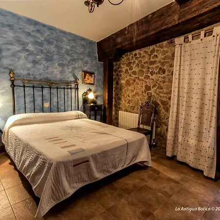 Casa de Campo La Antigua Botica