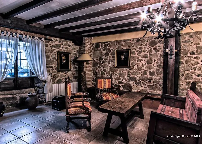 La Antigua Botica Casa di campagna Pasarón